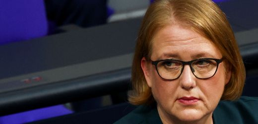 Familienministerium von Lisa Paus: Die Regierung geht, das Gehalt bleibt
