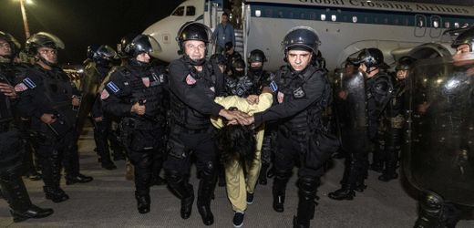 Donald Trump und die Massenabschiebung von Venezolanern: Nachtflug in die Hölle