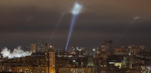 Russland fliegt Luftangriffe auf Ukraine – nach Wladimir Putins Telefonat mit Donald Trump