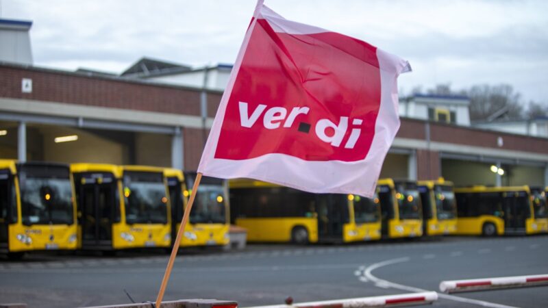 ÖPNV-Streik in Essen, Bochum und Co.: Fahrgästen platzt der Kragen – „Knall nicht gehört“