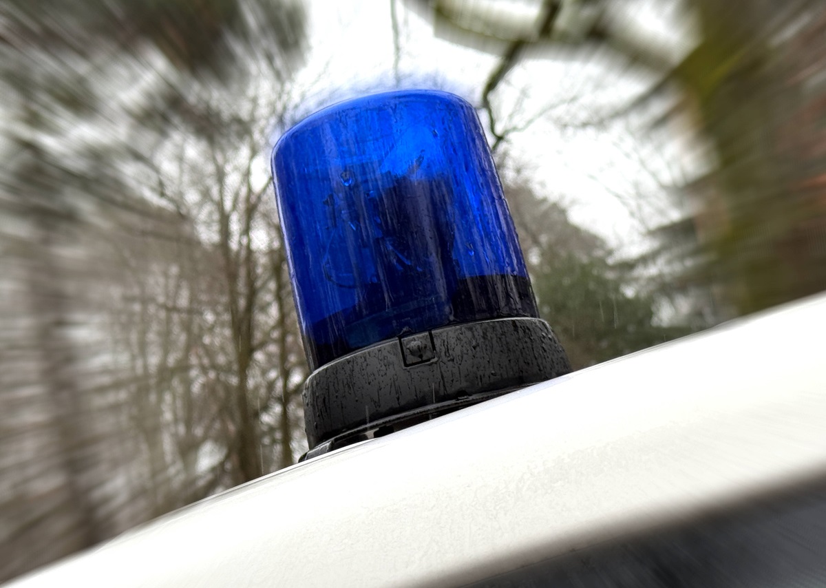 Ruhrgebiet: Mann tritt auf Mutter mit Baby ein – Polizei erschüttert! „Fehlen die Worte“